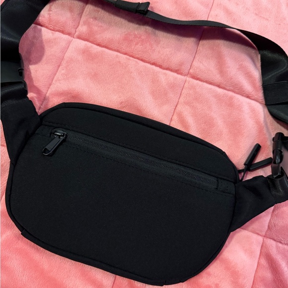 Black Sling Bag - Fanny Pack - Picture 8 of 11